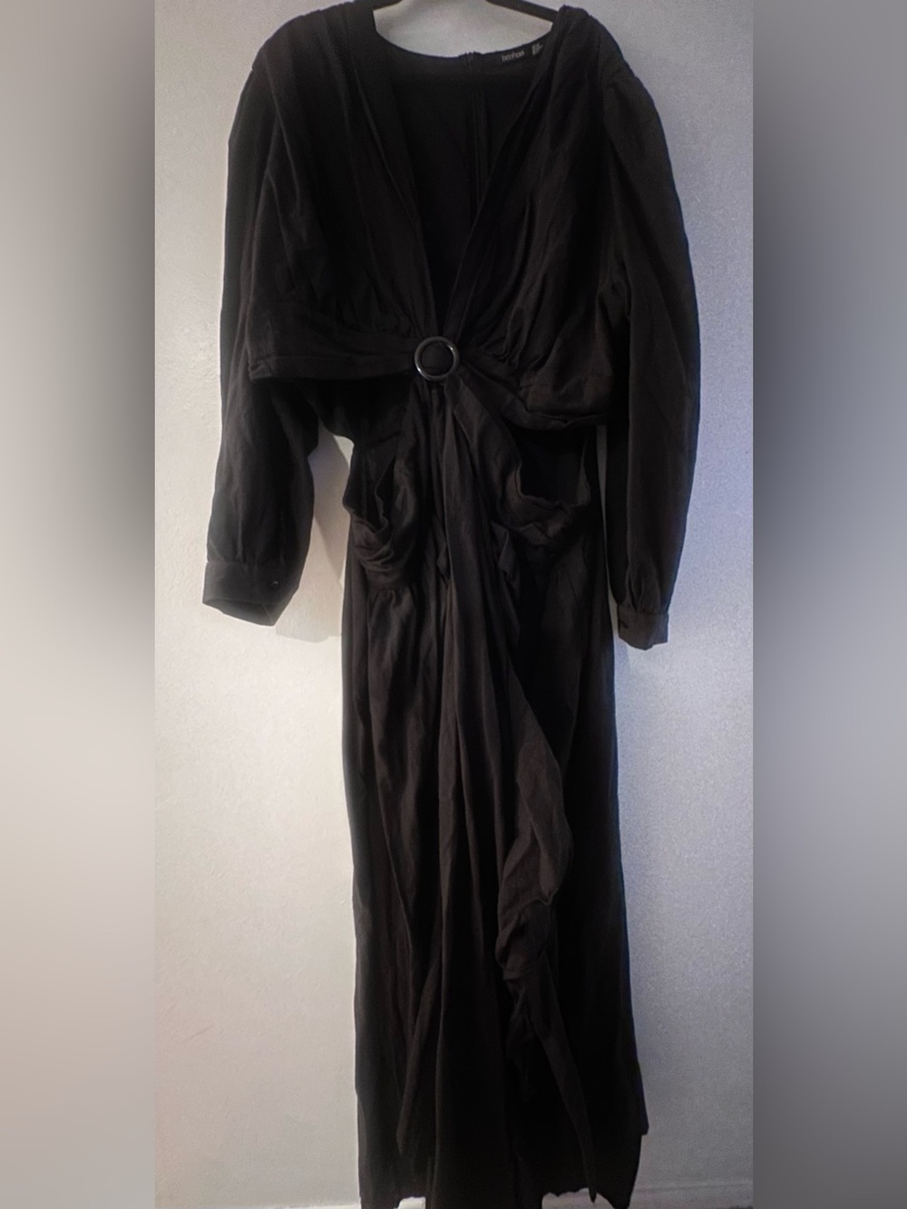 Boohoo Black Long Sleeve Ring-Front Maxi Dress